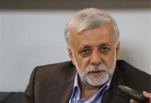 فعال سیاسی اصلاح‌طلب: عارف کناره‌گیری کند
