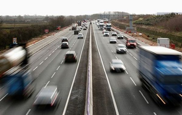 کاهش ۲.۲ درصدی تردد وسایل نقلیه در جاده‌های کشور