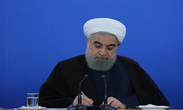 روحانی: ملت قدرشناس ایران به ولایتمداری، استواری و صلابت آزادگان گرانقدر خود می‌بالد