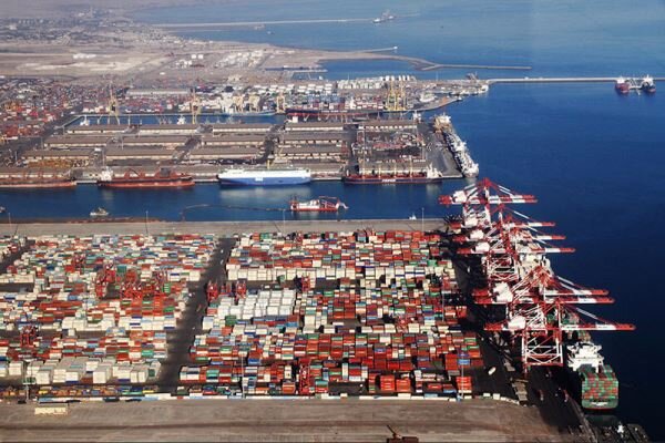 تجارت خارجی در بهمن ماه با ۵۲ درصد افزایش به ۱۰ میلیارد دلار رسید