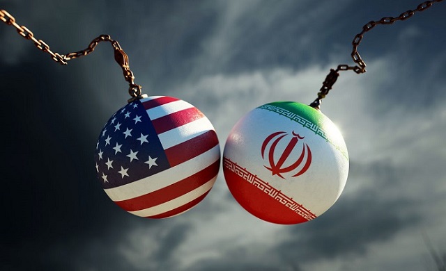 مذاکرات چراغ خاموش ایران و آمریکا در عمان به موازات گزارش آژانس