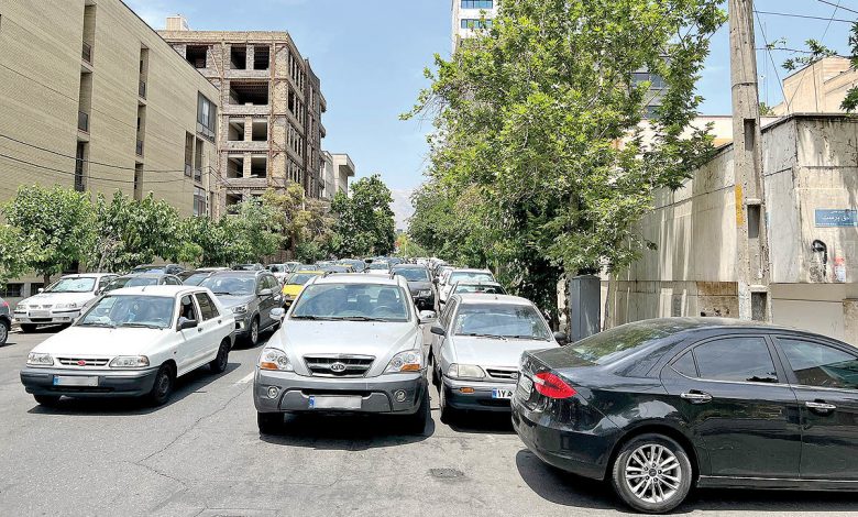 آشفتگی ترافیک در تهران و سرقت خیابان ها