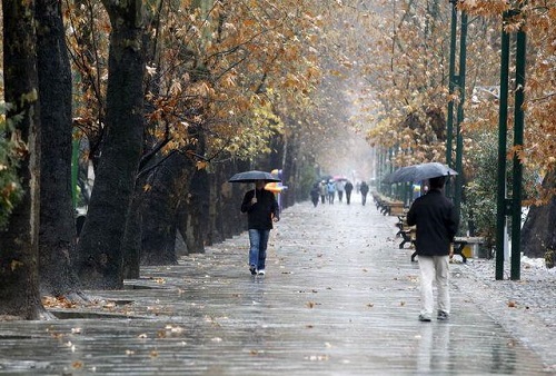 روند کاهشی دما و بارش باران در نیمه شمالی و غرب کشور