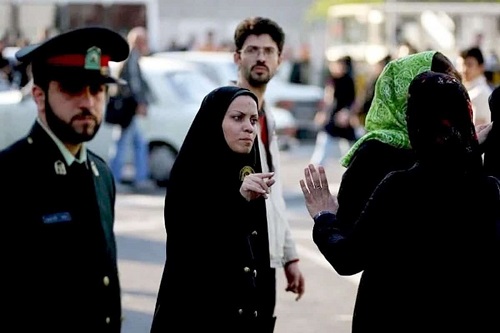 فیلم/ گروکشی تندروهای مجلس، چرا پالرمو ابلاغ می شود اما قانون حجاب نه؟