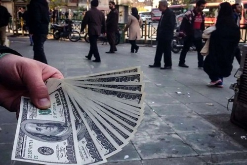 عبور دلار از مرز 85 هزار تومان/ خریداران به بازار ارز برگشتند