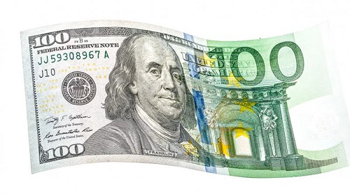 توقف دلار در ایستگاه 82 هزار تومانی/ بازار ارز در فاز انتظار