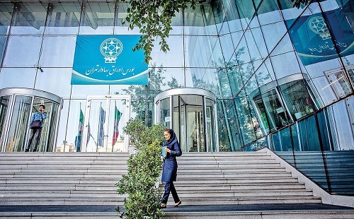 سرخپوشی بورس برای دومین روز متوالی/ قهر حقیقی ها ادامه دارد