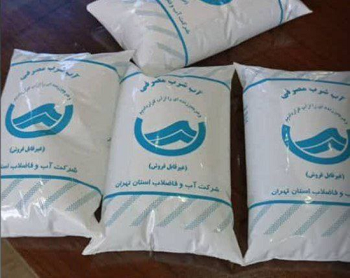 ماجرای توزیع آب شرب رایگان در بسته بندی های نایلونی