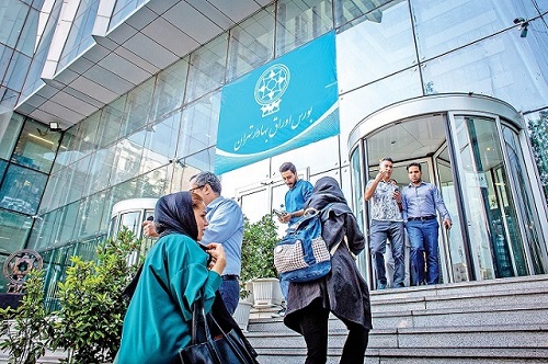 حمایت دیرهنگام بانک مرکزی از بورس/ 60 همت بازار سهام را نجات می دهد؟!