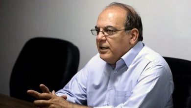 عباس عبدی: عجیب ترین پدیده جنگ، نفوذ امنیتی است