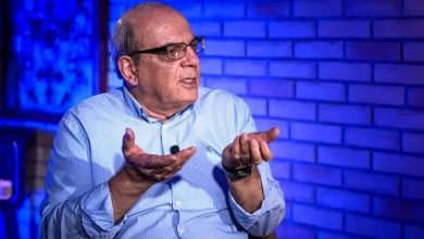 تندروها نیروی احمدی نژادیسم هستند که از رانت قدرت برخوردارند