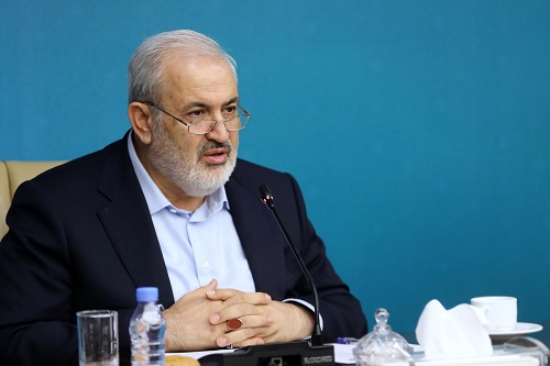 جناب وزیر نیرو، با استعفا و رفتن به تعطیلات نمایندگان مجلس را خیط کنید!