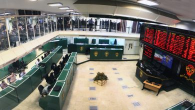 بورس همچنان درگیر طوفان/ شاخص کل امروز چقدر ریزش کرد؟ 5 بورس همچنان درگیر طوفان/ شاخص کل امروز چقدر ریزش کرد؟