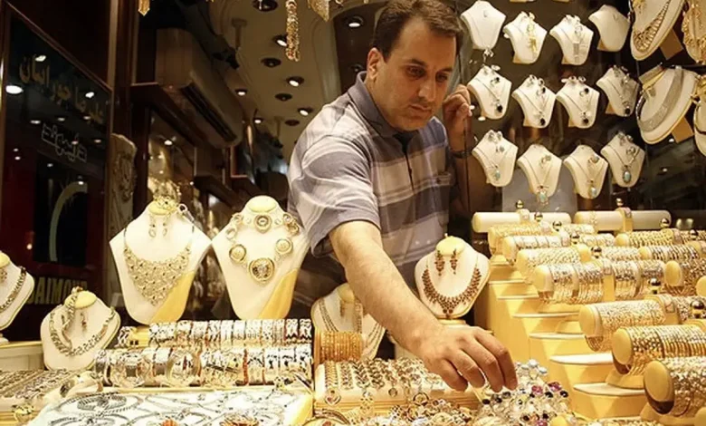 قیمت دلار، طلا و سکه امروز ۱۴۰۴/۱۲/۰۱ 1 قیمت دلار، طلا و سکه امروز ۱۴۰۴/۱۲/۰۱