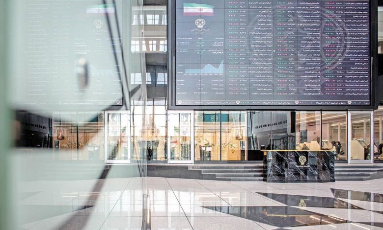 فشار فروش از دوش بزرگان بورس برداشته شد | رشد شکننده شاخص کل | خروج پول به حداقل رسید 1 بورس