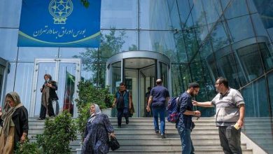 بورس بلاتکلیف شد؛ اخبار سیاسی تعیینکننده روند 4 بورس بلاتکلیف شد؛ اخبار سیاسی تعیینکننده روند