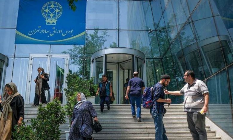 بورس بلاتکلیف شد؛ اخبار سیاسی تعیینکننده روند 1 بورس بلاتکلیف شد؛ اخبار سیاسی تعیینکننده روند