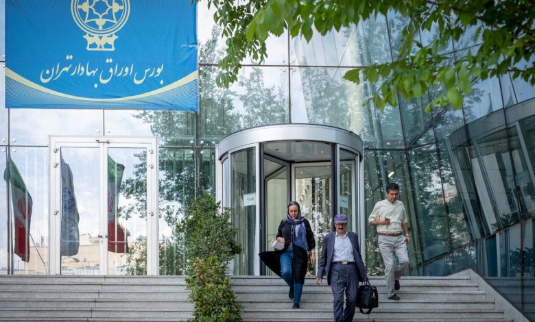 اسفند؛ زمان خروج از بورس است یا سرمایهگذاری؟ 1 اسفند؛ زمان خروج از بورس است یا سرمایهگذاری؟