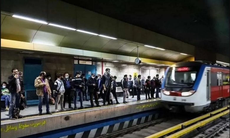 بلاتکلیفی در ایستگاه آخر 1 بلاتکلیفی در ایستگاه آخر