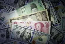 بازار ارز در تلاقی جنگ، تورم و محدودیت‌های ارزی