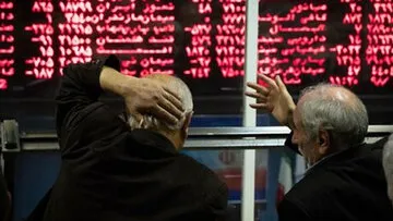سقوط ارزش بورس ایران به زیر ۱۰۰ میلیارد دلار / کل بازار به اندازه سود یکسال گوگل شد 1 سقوط ارزش بورس ایران به زیر ۱۰۰ میلیارد دلار / کل بازار به اندازه سود یکسال گوگل شد