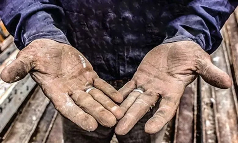 خورهای به جان اقتصاد ایران به نام تورم/ «گرانی بنزین» سفرههای خالی را ذوبمیکند! 9 خورهای به جان اقتصاد ایران به نام تورم/ «گرانی بنزین» سفرههای خالی را ذوبمیکند!
